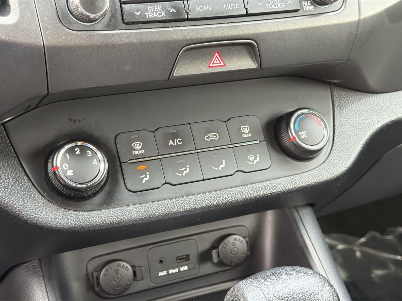 Thumbnail: 2013 Kia Sportage - 15