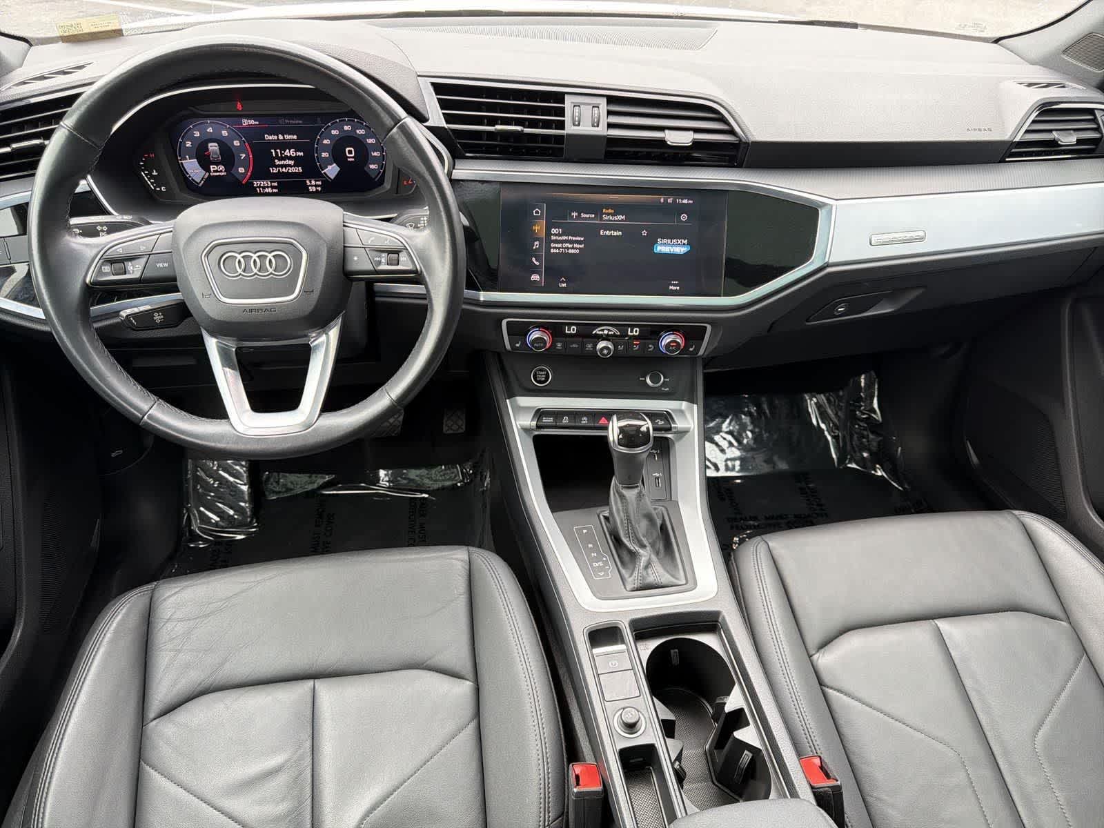 Thumbnail: 2021 Audi Q3 - 11