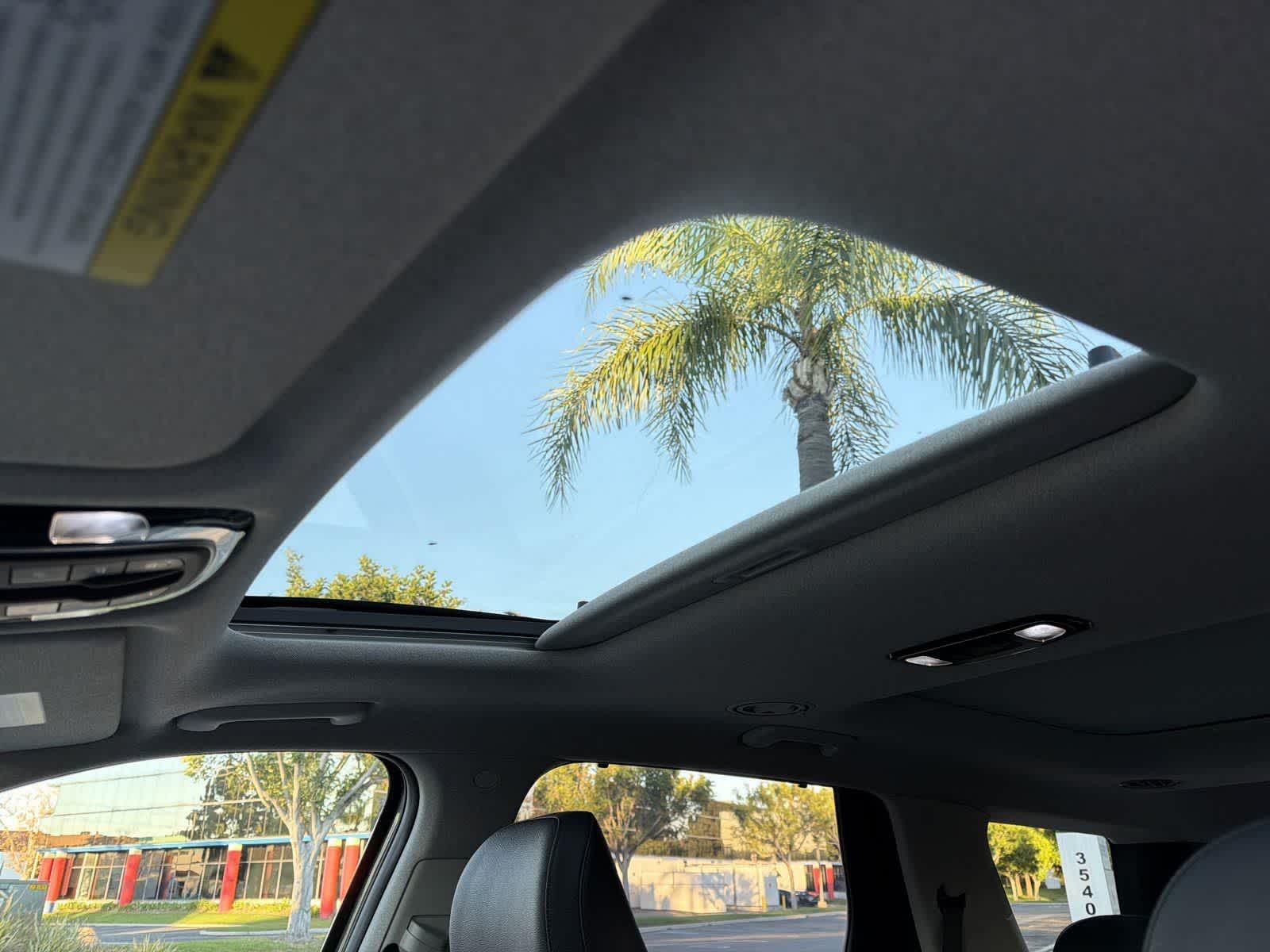 Thumbnail: 2023 Hyundai Palisade - 10