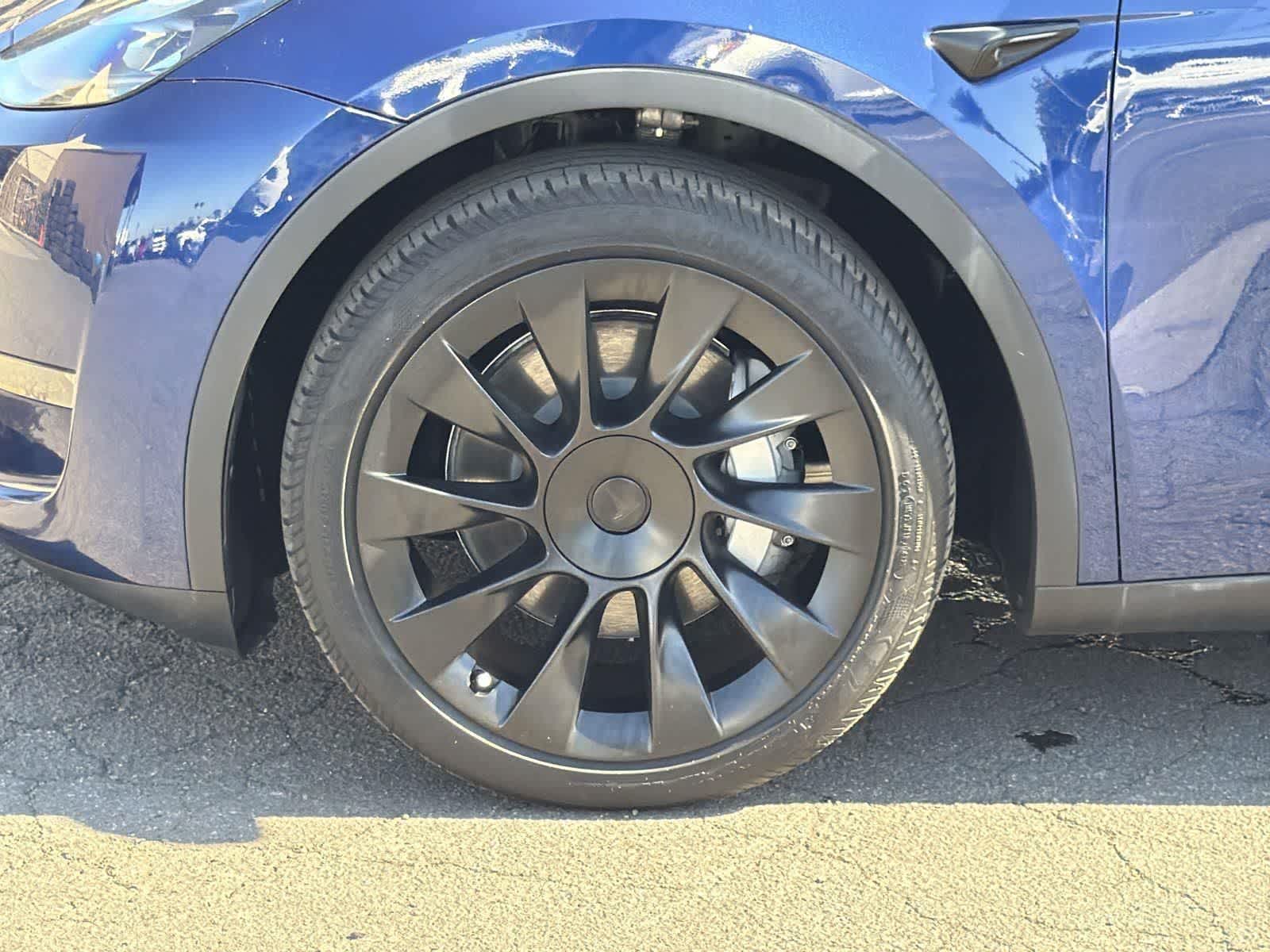 Thumbnail: 2024 Tesla Model Y - 37