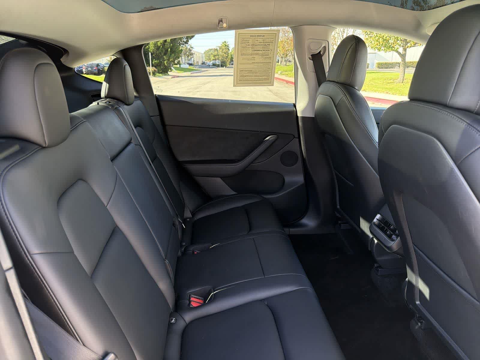 Thumbnail: 2022 Tesla Model Y - 32