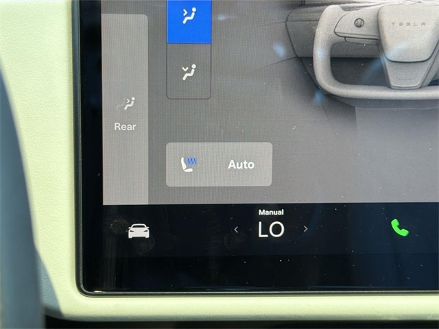 Thumbnail: 2023 Tesla Model S - 22