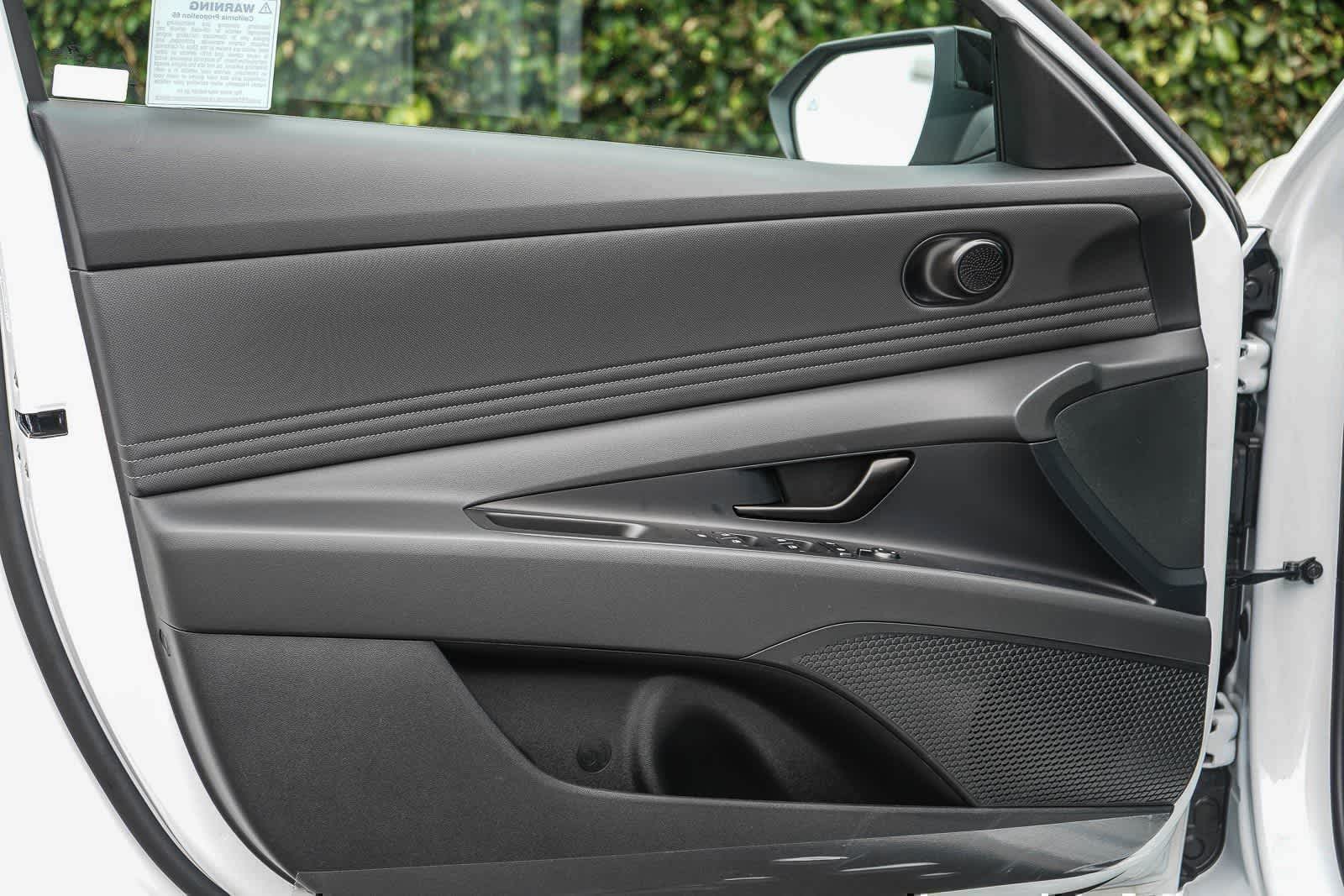 Thumbnail: 2026 Hyundai Elantra - 18