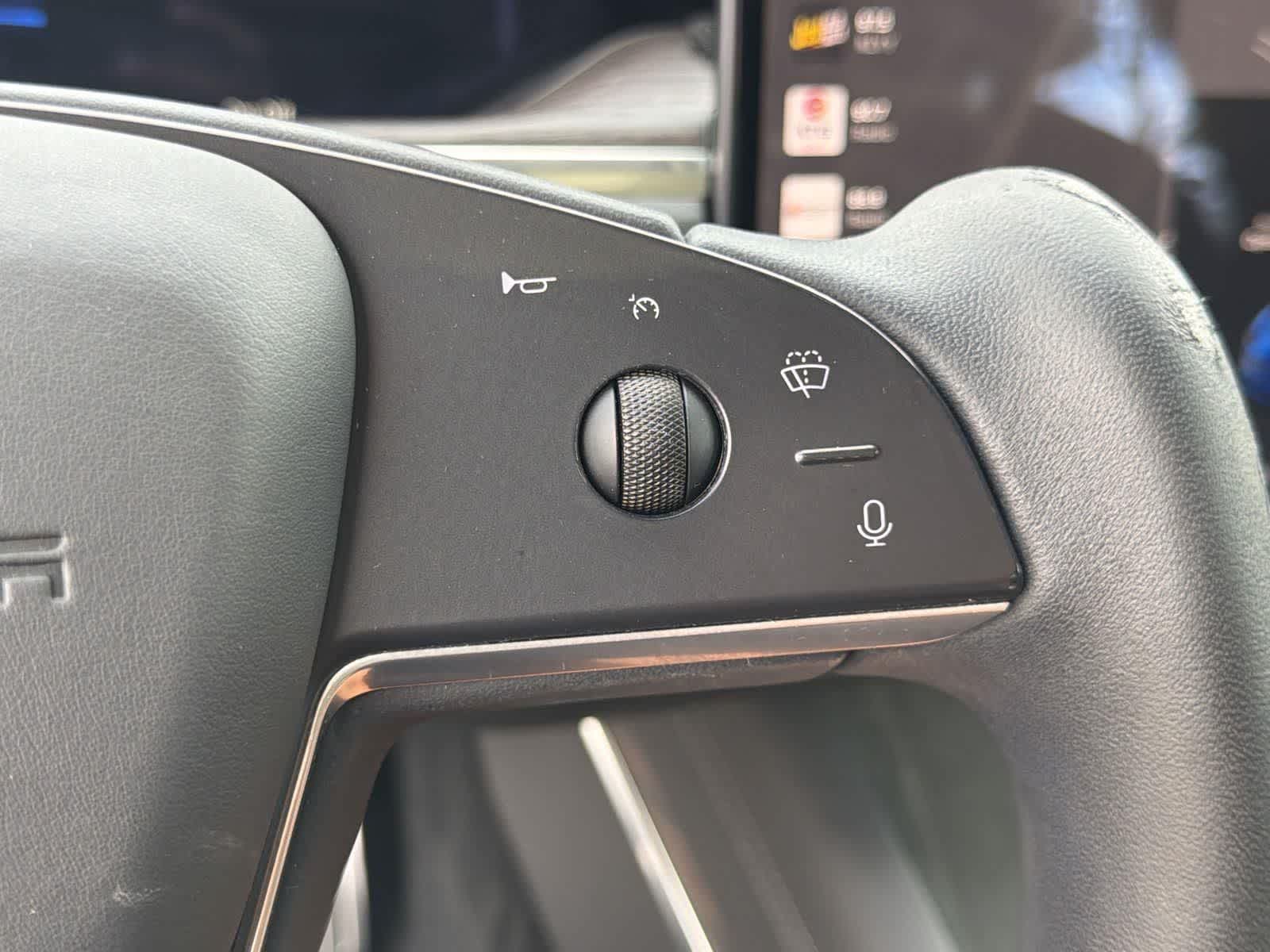 Thumbnail: 2022 Tesla Model S - 11