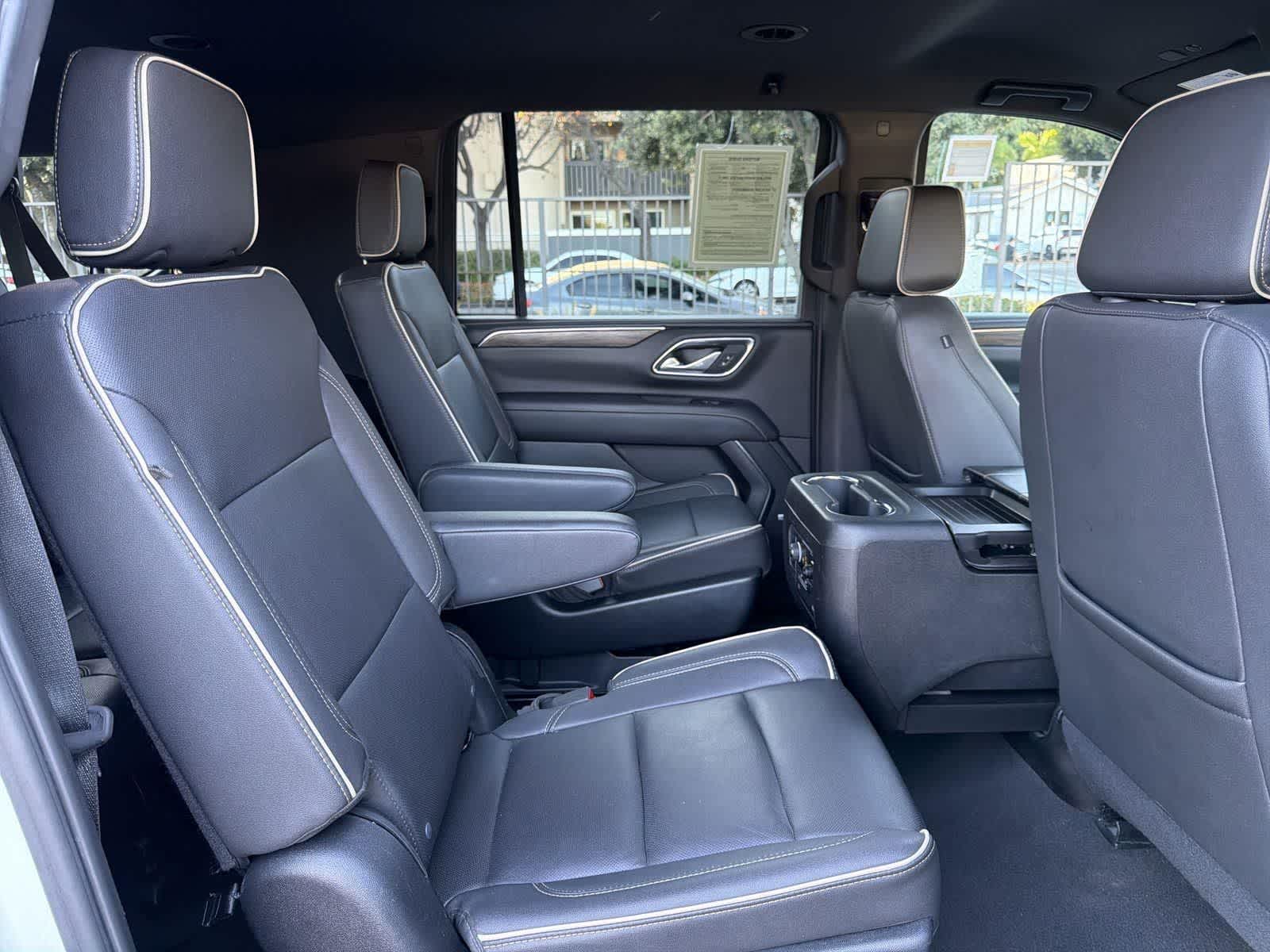 Thumbnail: 2023 Chevrolet Suburban - 33