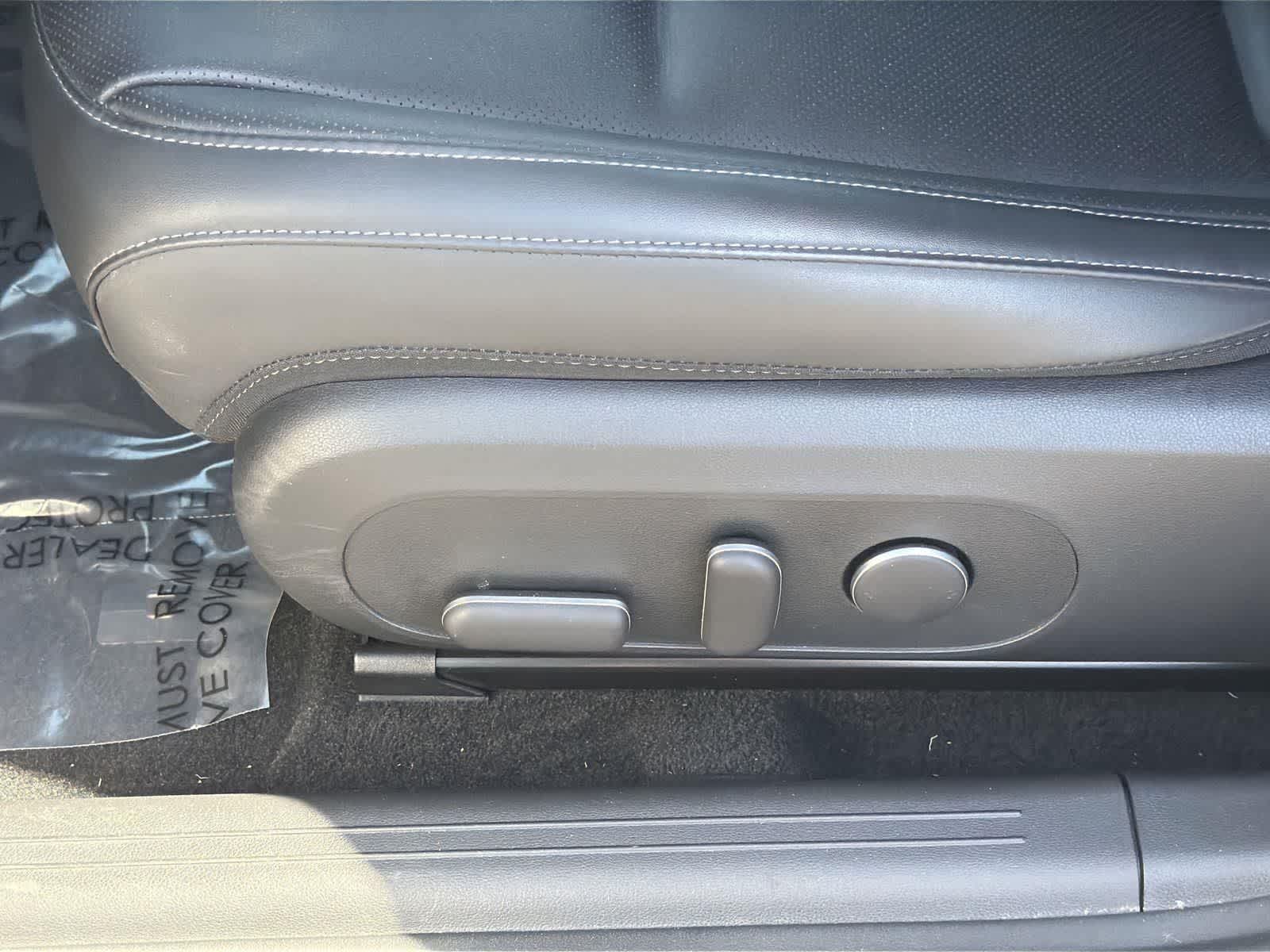 Thumbnail: 2023 Hyundai Ioniq 6 - 24