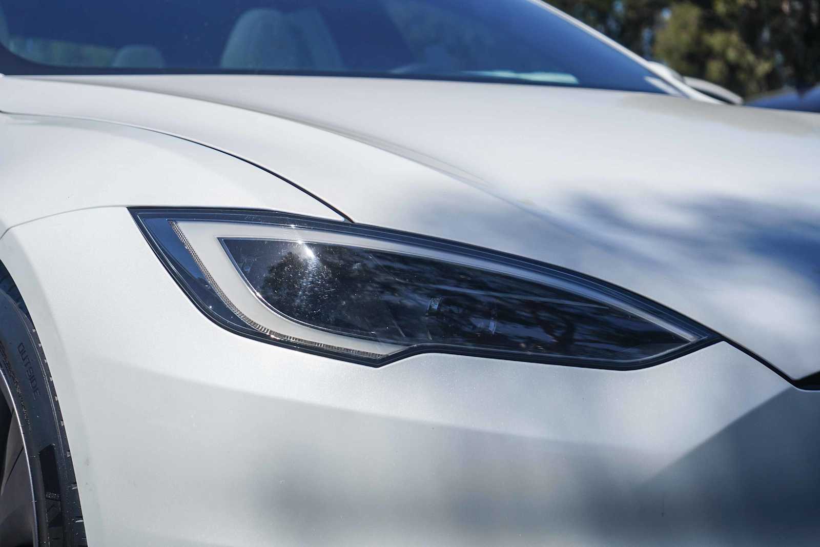 Thumbnail: 2023 Tesla Model S - 10