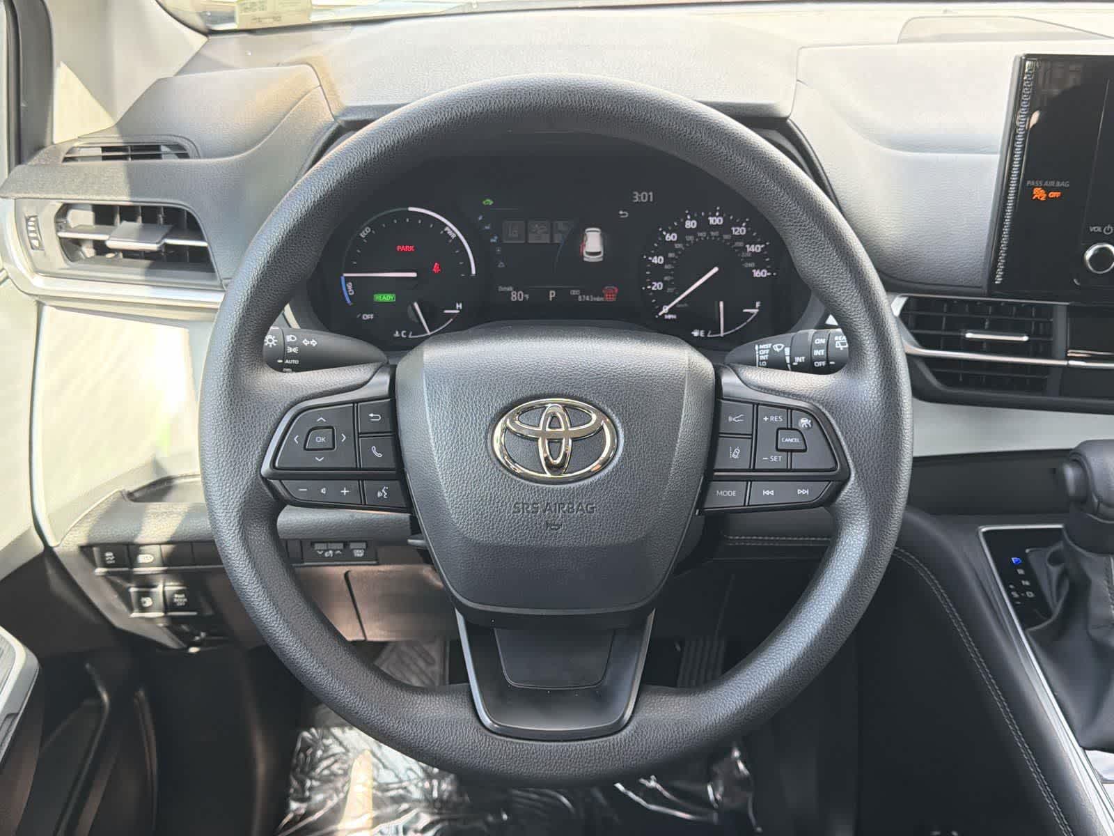 Thumbnail: 2025 Toyota Sienna - 11