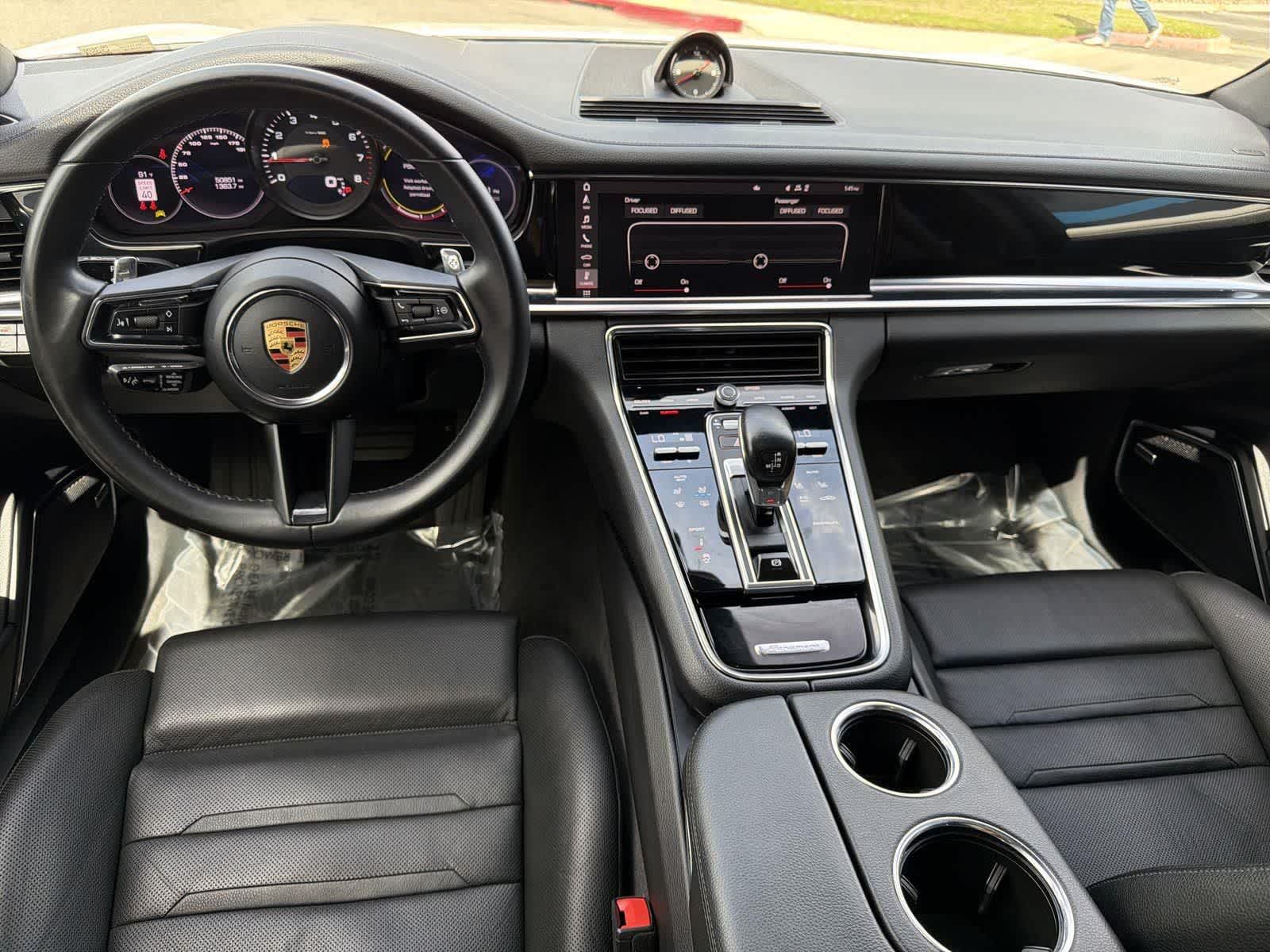 Thumbnail: 2021 Porsche Panamera - 11