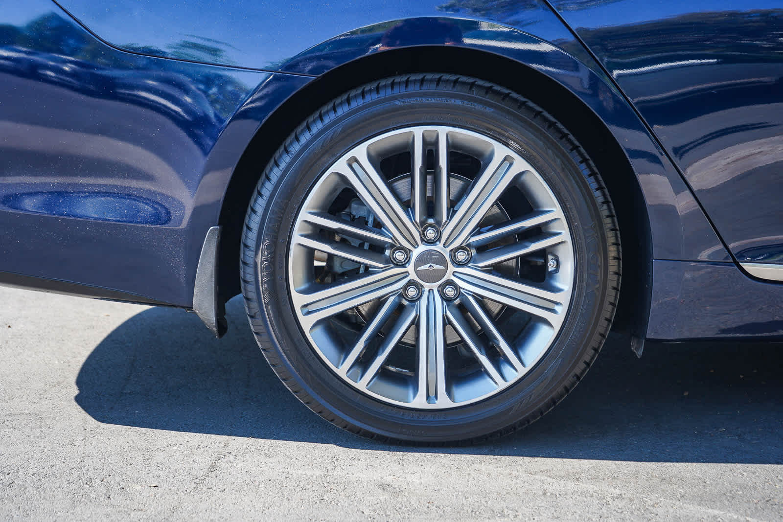 Thumbnail: 2019 Genesis G80 - 7