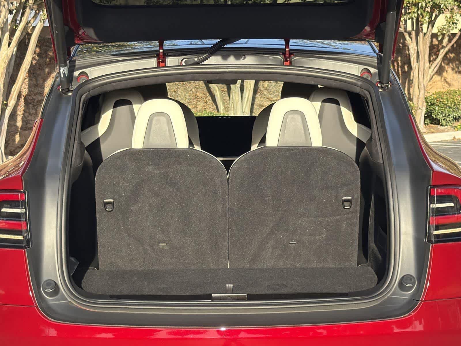 Thumbnail: 2024 Tesla Model X - 31