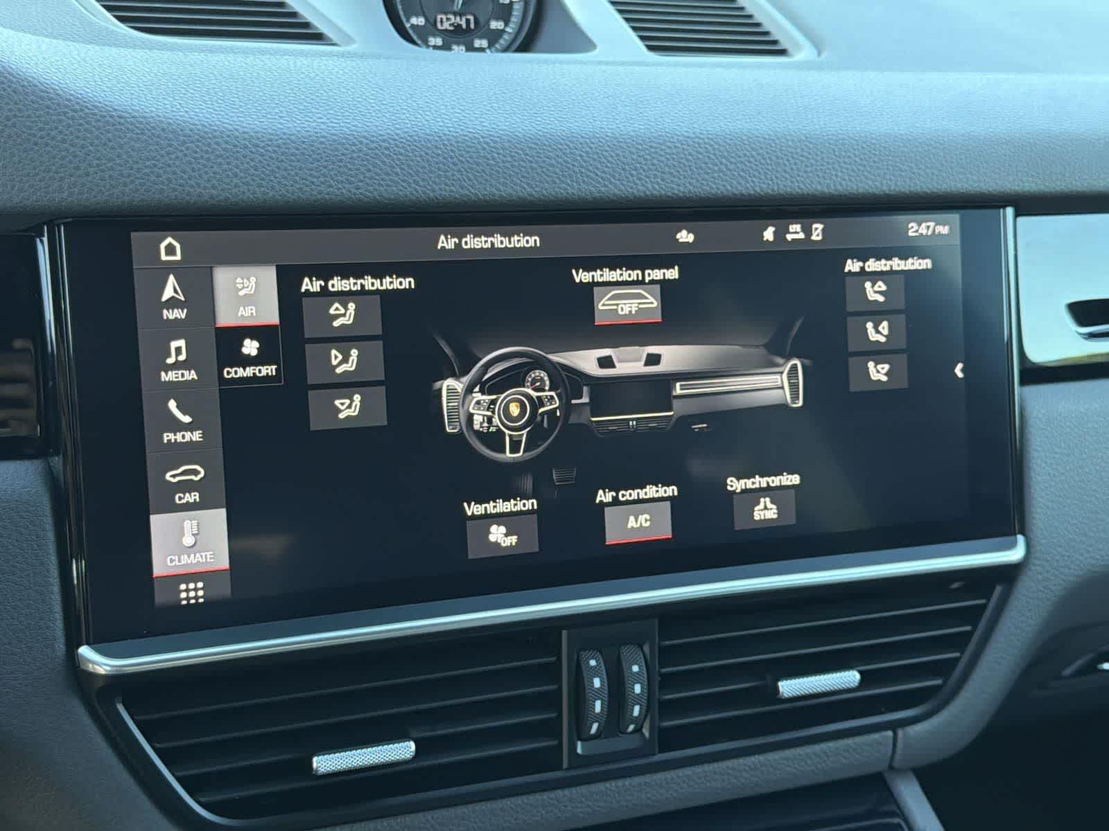 Thumbnail: 2021 Porsche Cayenne - 13