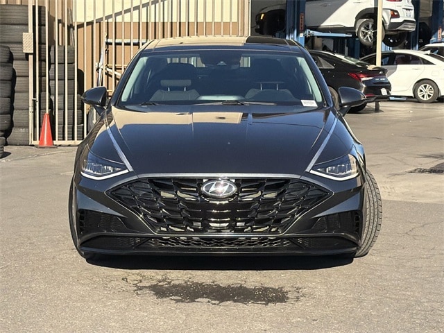 Thumbnail: 2023 Hyundai Sonata - 2