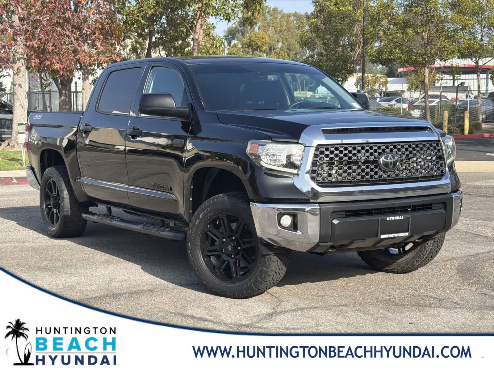 2020 Toyota Tundra SR5's photo