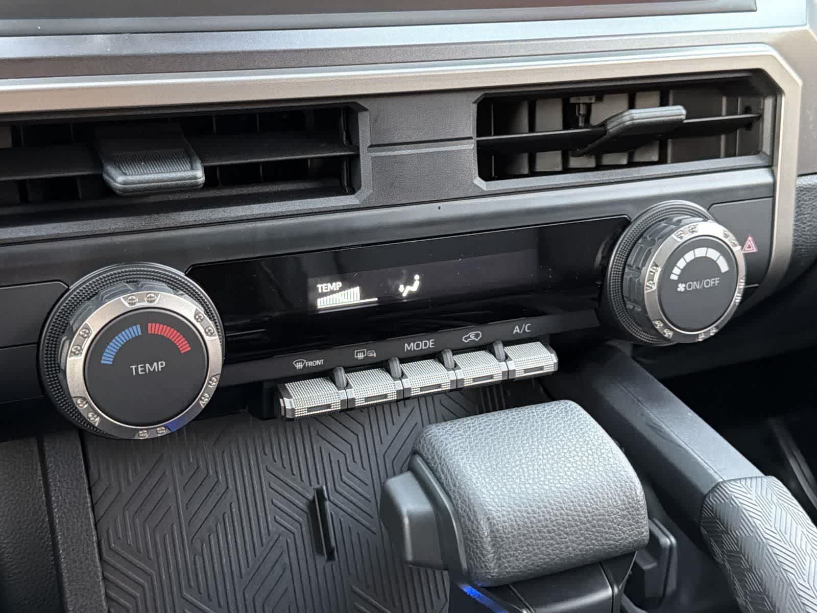 Thumbnail: 2025 Toyota 4Runner - 15