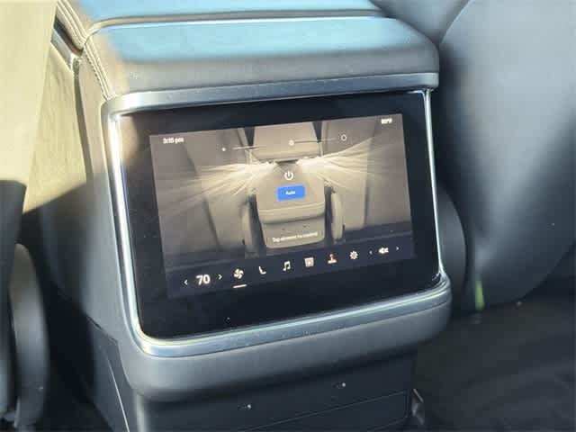 Thumbnail: 2022 Tesla Model X - 28
