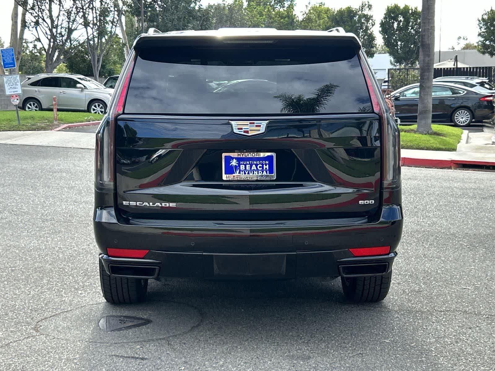 Thumbnail: 2023 Cadillac Escalade - 6