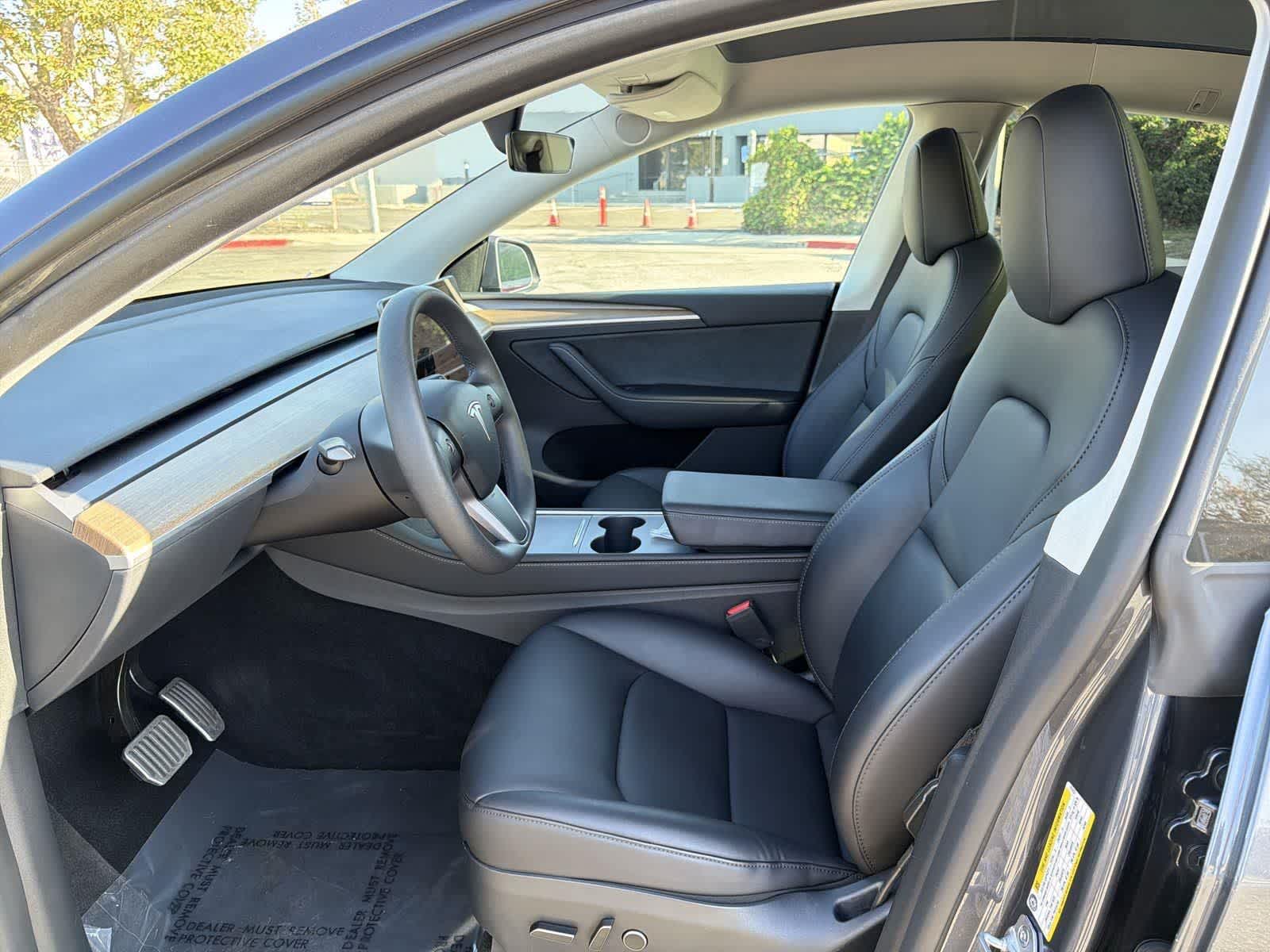 Thumbnail: 2023 Tesla Model Y - 25