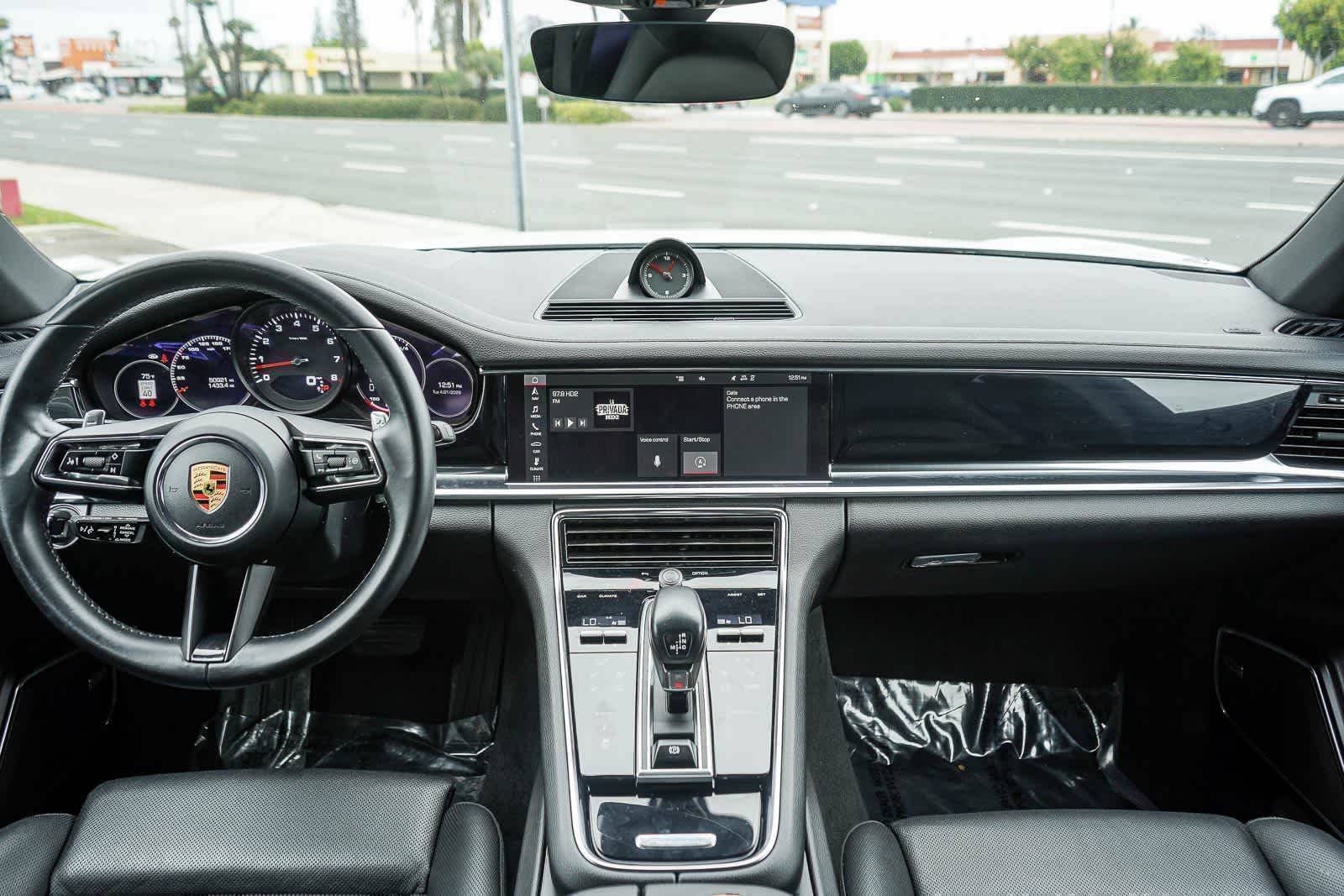 Thumbnail: 2021 Porsche Panamera - 12