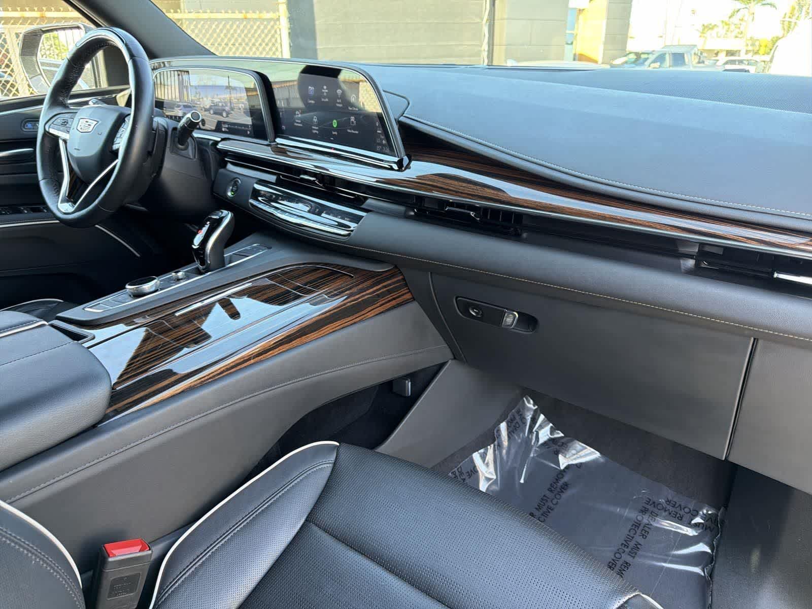 Thumbnail: 2023 Cadillac Escalade - 37