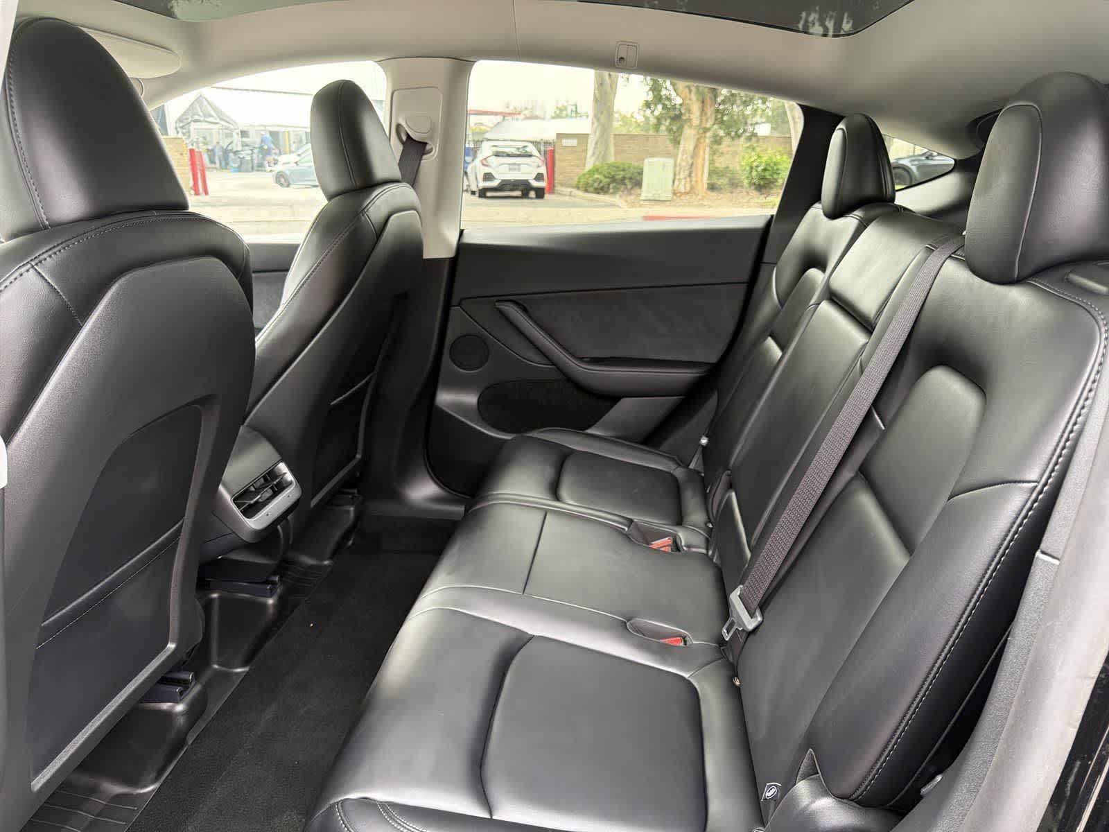 Thumbnail: 2025 Tesla Model Y - 27