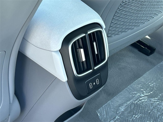 Thumbnail: 2024 Hyundai Ioniq 6 - 29