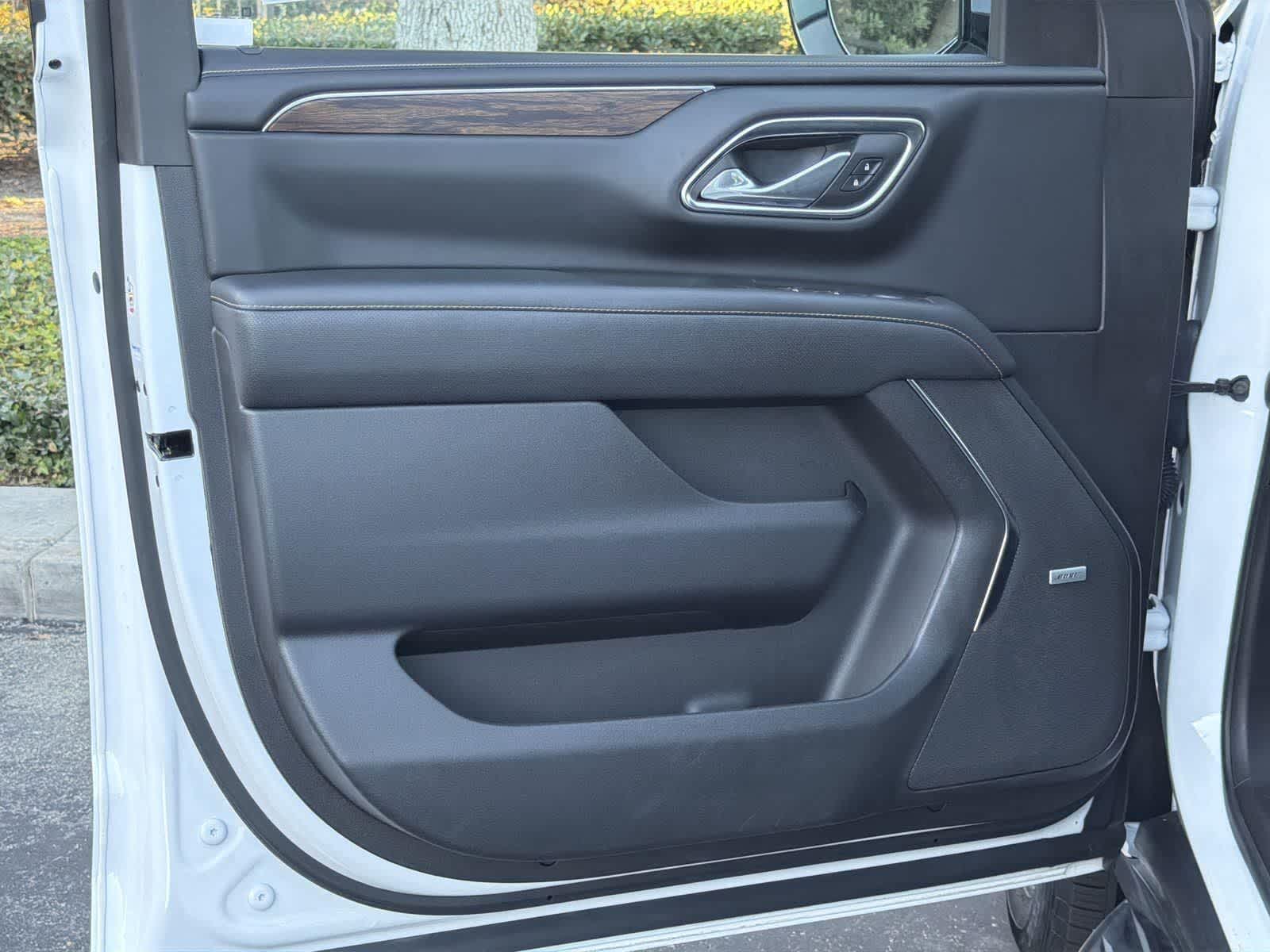 Thumbnail: 2023 Chevrolet Suburban - 22