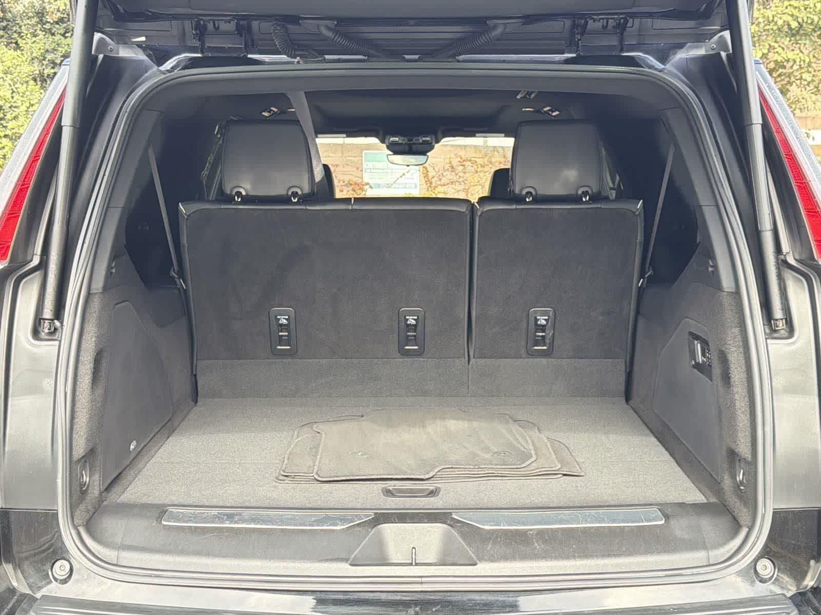 Thumbnail: 2023 Cadillac Escalade - 33