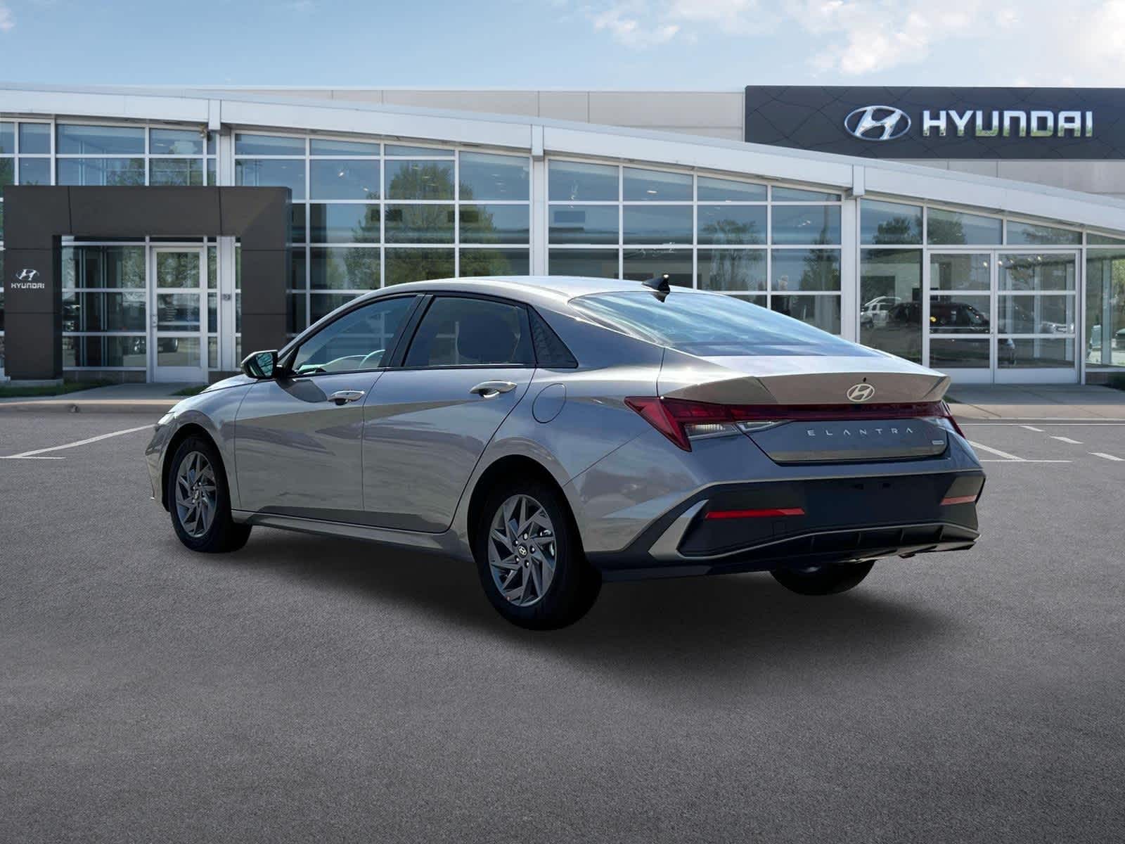 Thumbnail: 2025 Hyundai Elantra - 5