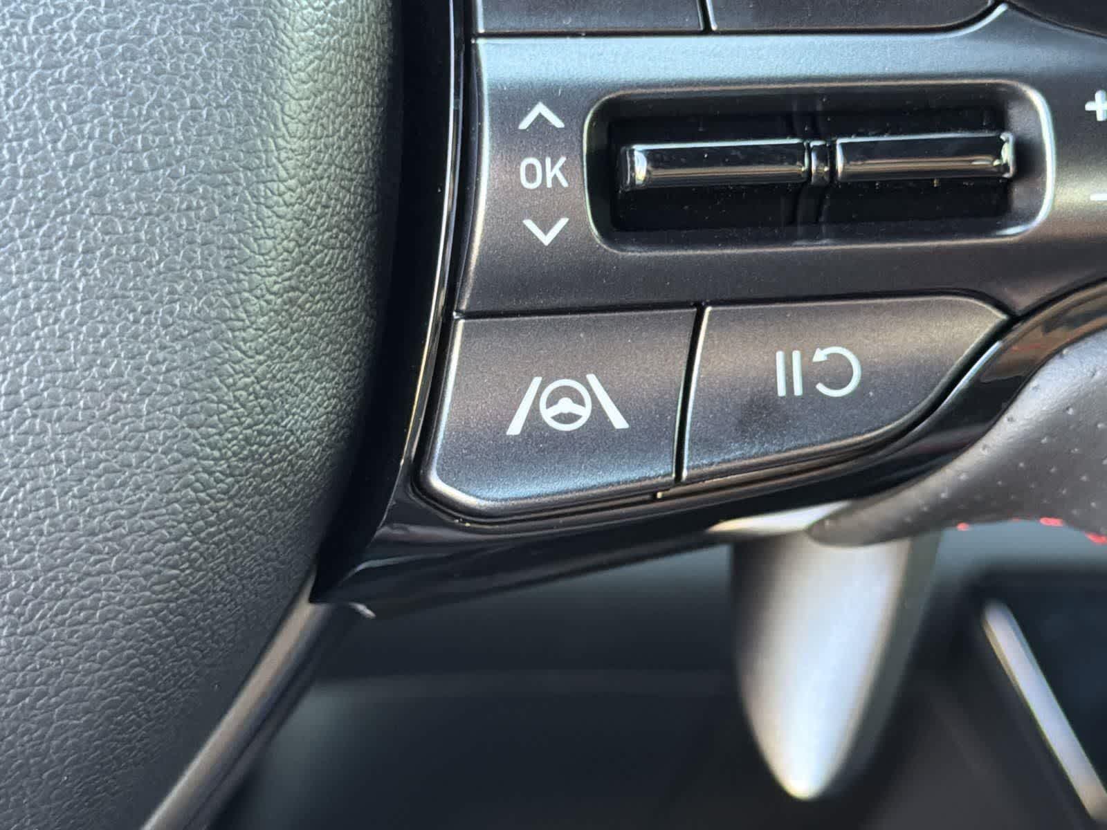 Thumbnail: 2025 Hyundai Elantra - 22