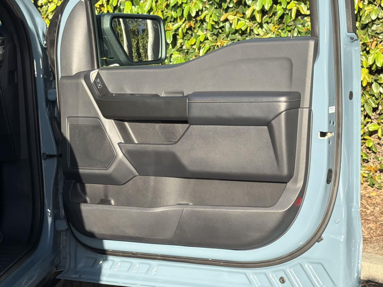 Thumbnail: 2023 Ford F-150 - 32