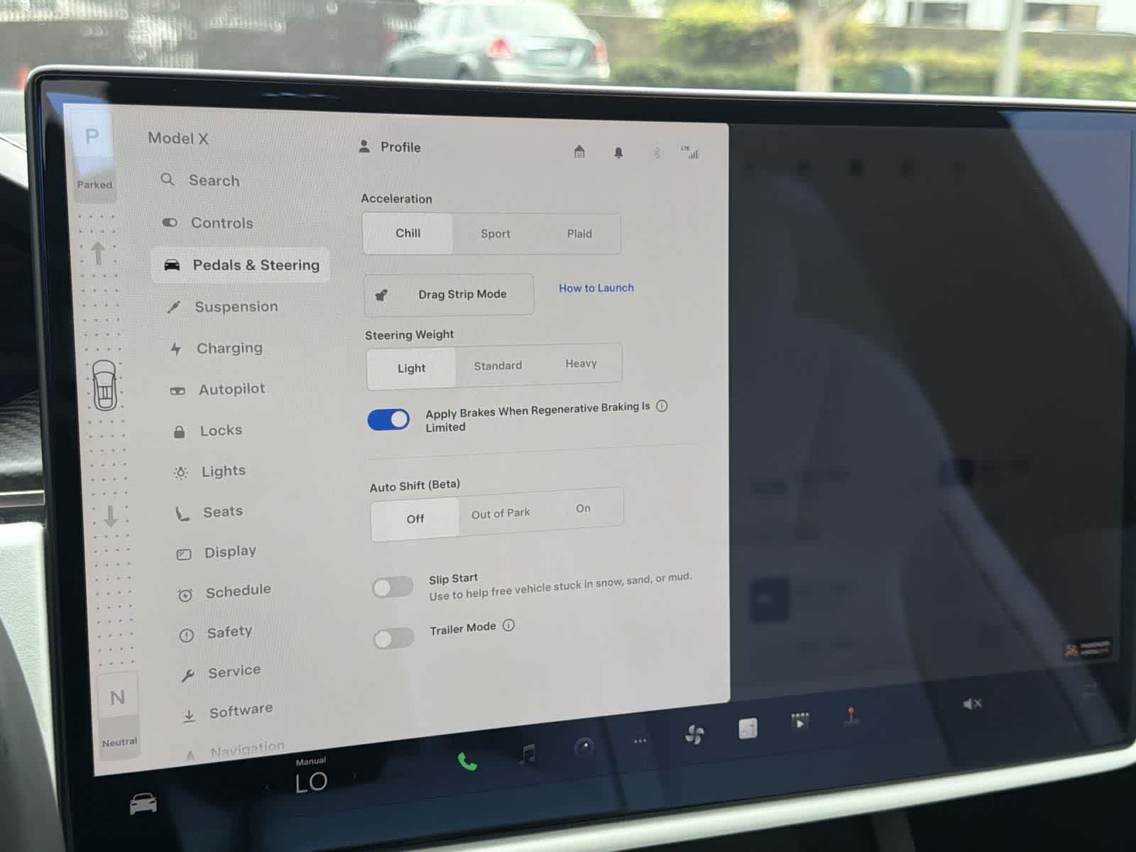 Thumbnail: 2022 Tesla Model X - 21