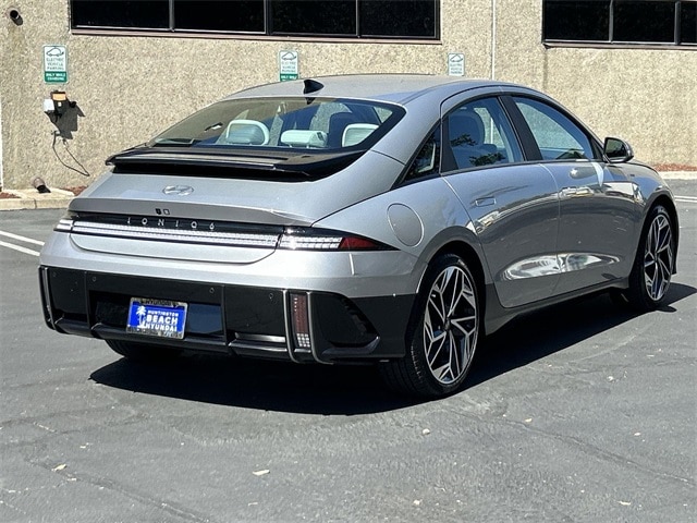 Thumbnail: 2024 Hyundai Ioniq 6 - 4