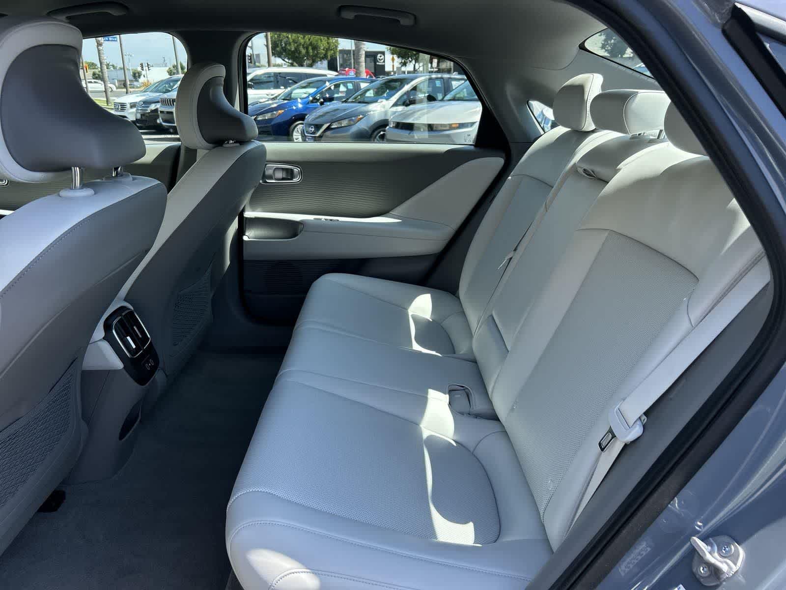 Thumbnail: 2025 Hyundai Ioniq 6 - 29