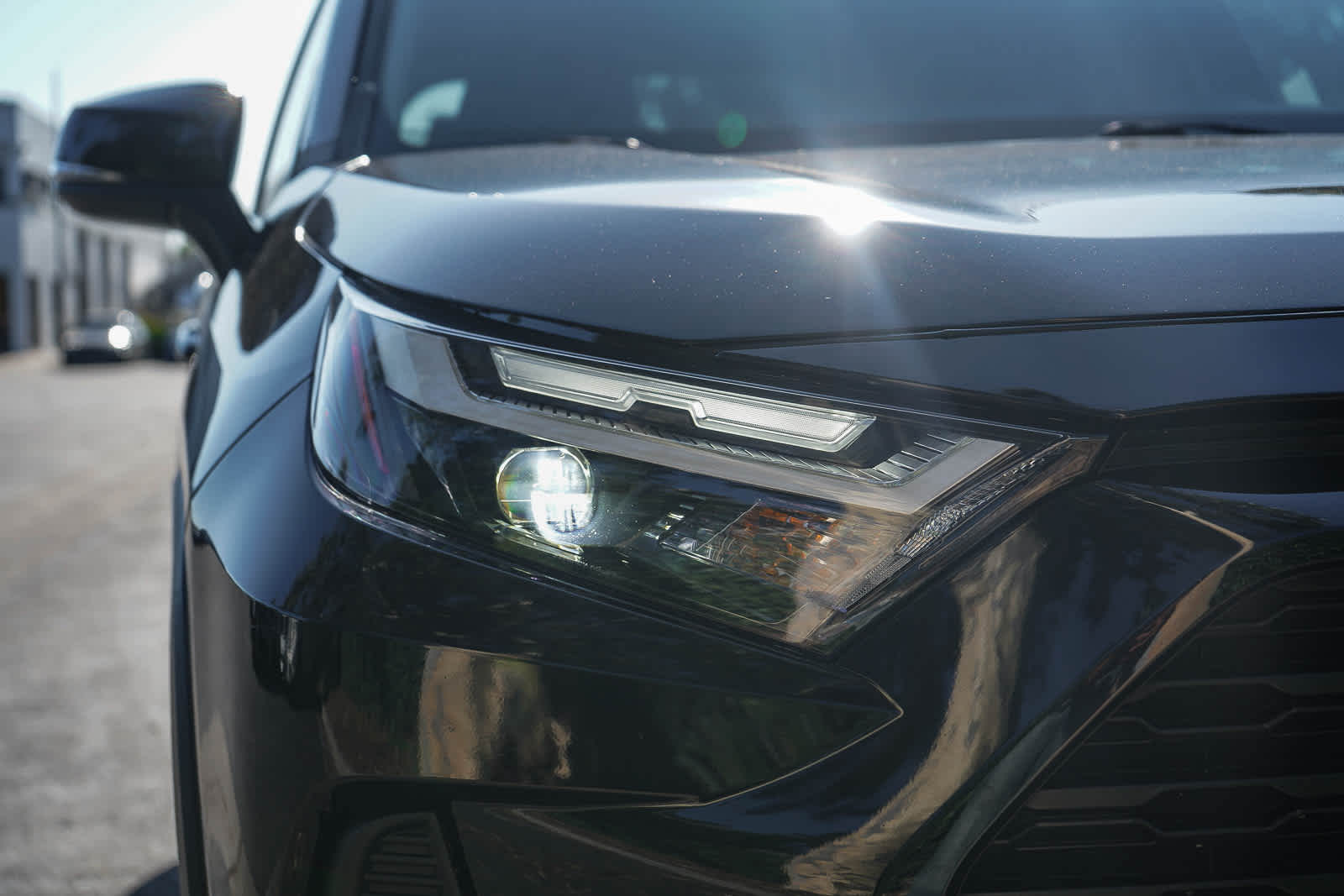 Thumbnail: 2025 Toyota RAV4 - 9