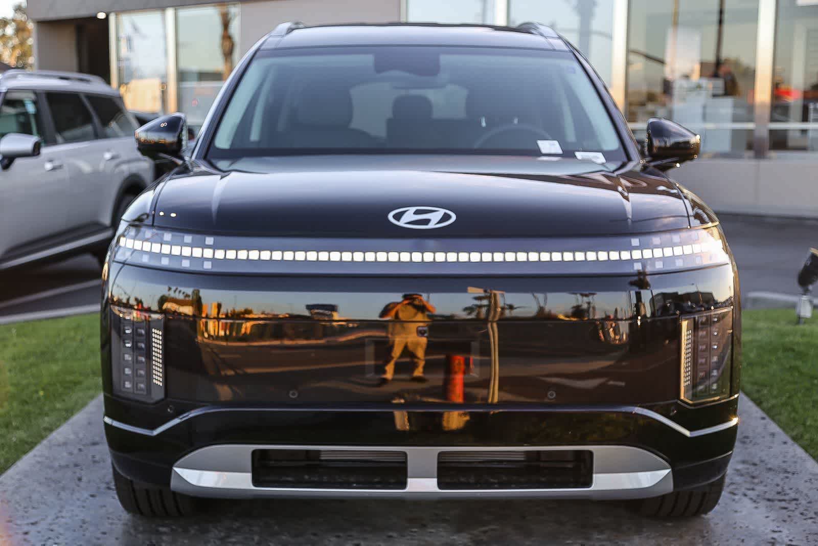 Thumbnail: 2026 Hyundai Ioniq - 3