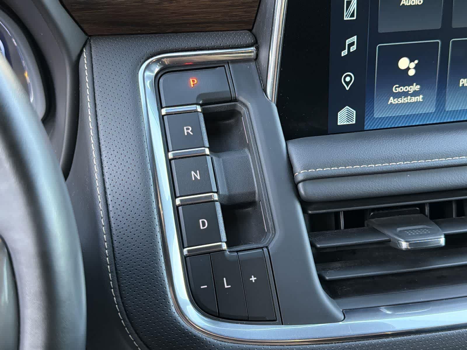 Thumbnail: 2023 Chevrolet Suburban - 16