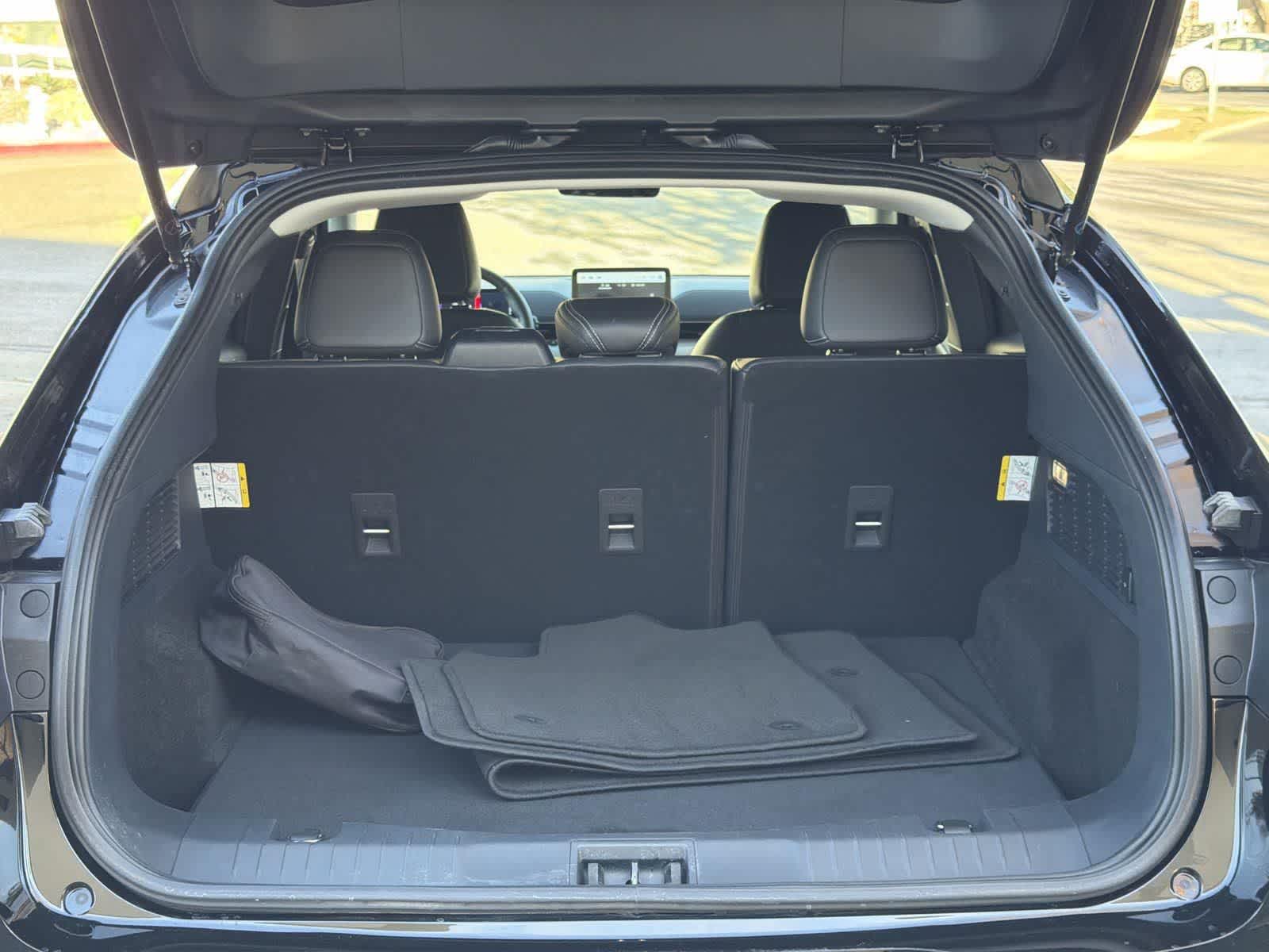 Thumbnail: 2022 Ford Mustang Mach-E - 28