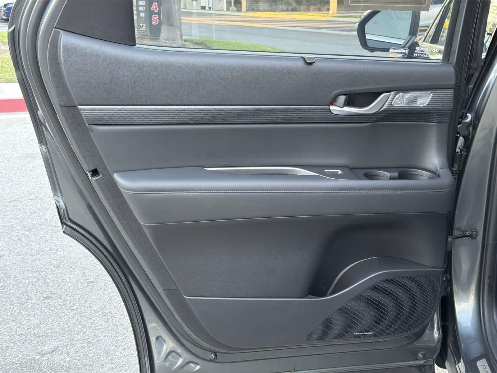 Thumbnail: 2023 Hyundai Palisade - 29