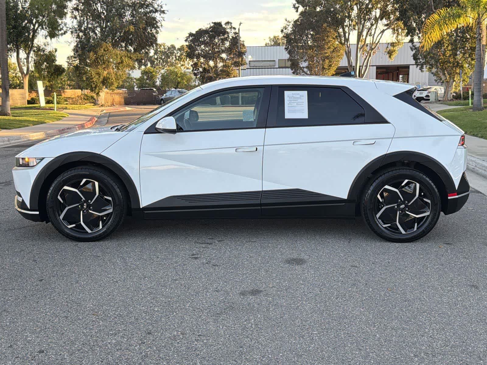 Thumbnail: 2024 Hyundai Ioniq 5 - 3