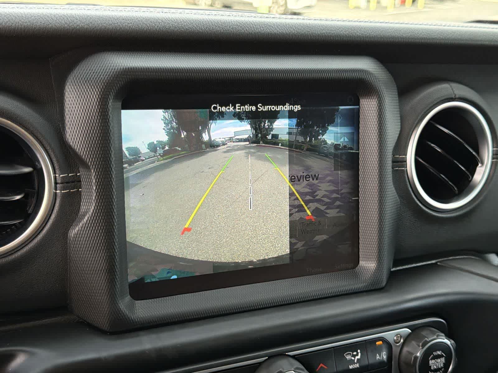 Thumbnail: 2022 Jeep Wrangler - 16