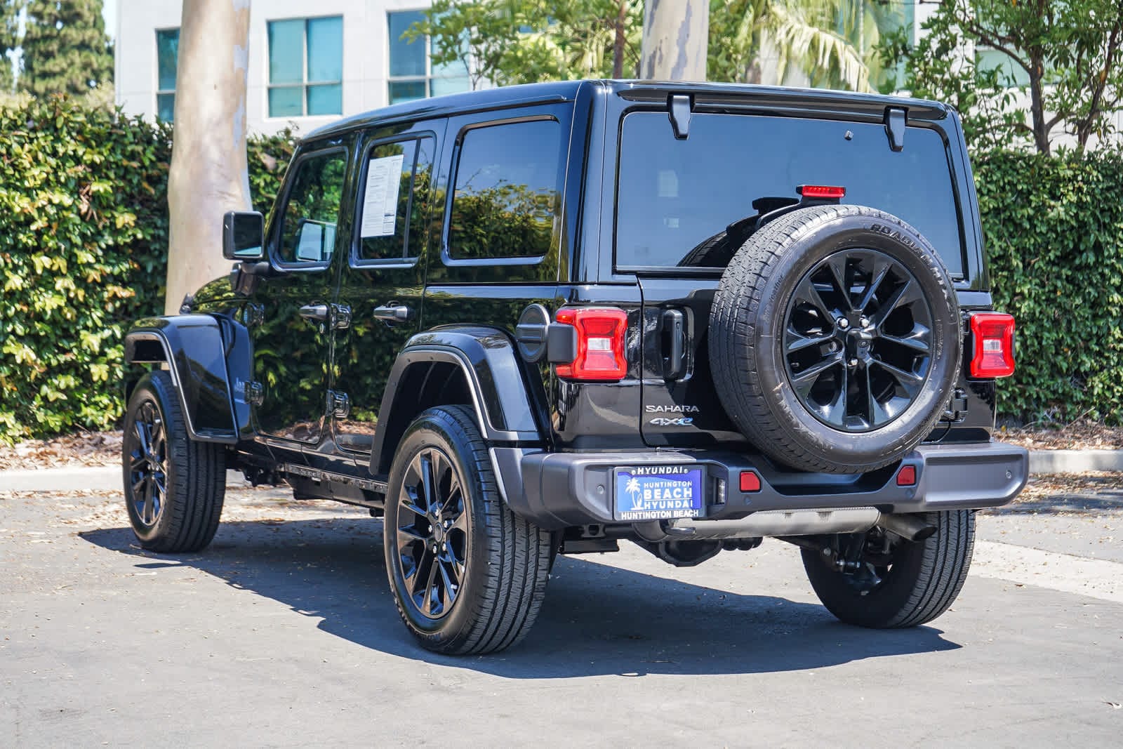 Thumbnail: 2025 Jeep Wrangler - 4