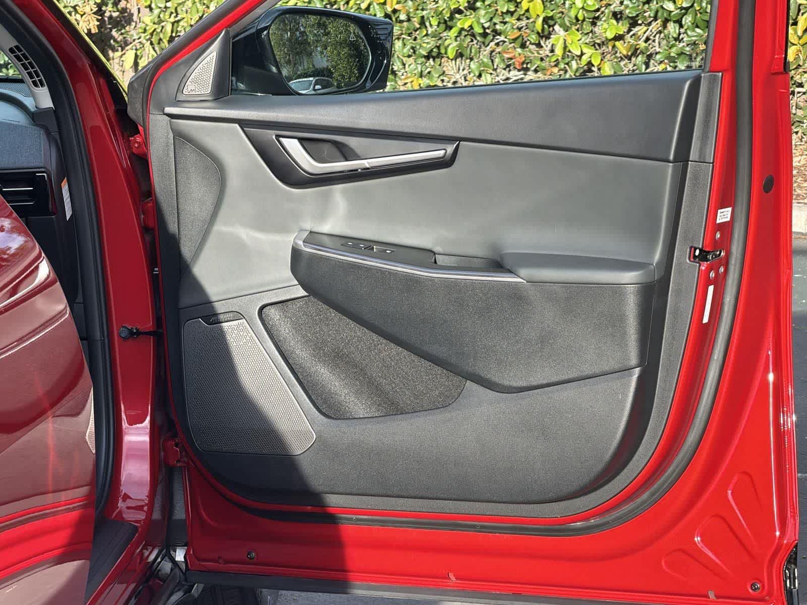 Thumbnail: 2023 Kia EV6 - 32