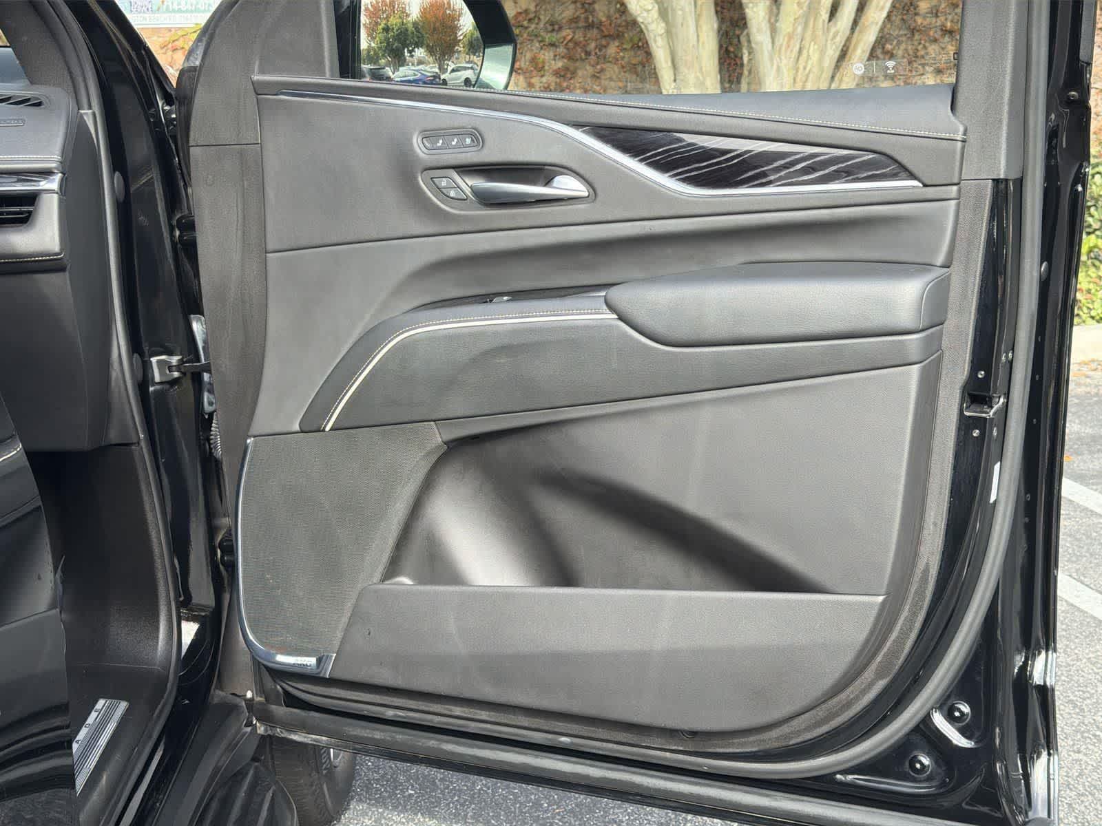 Thumbnail: 2023 Cadillac Escalade - 36