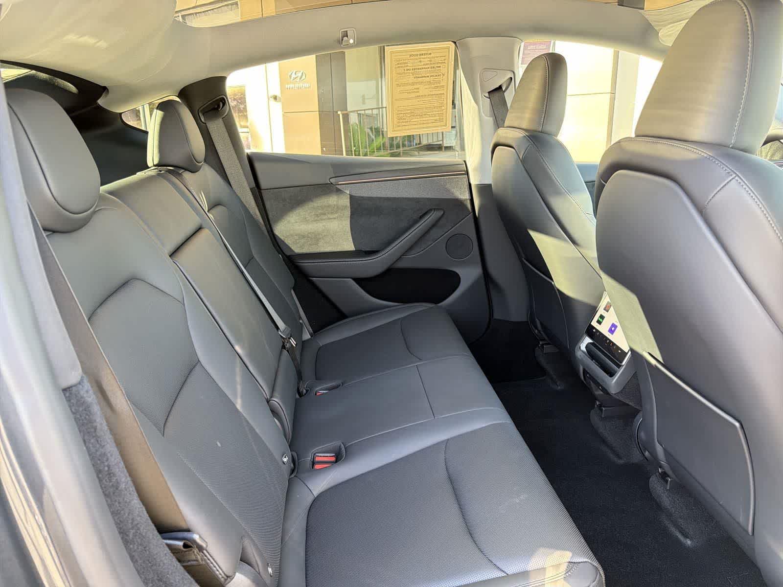 Thumbnail: 2026 Tesla Model Y - 33