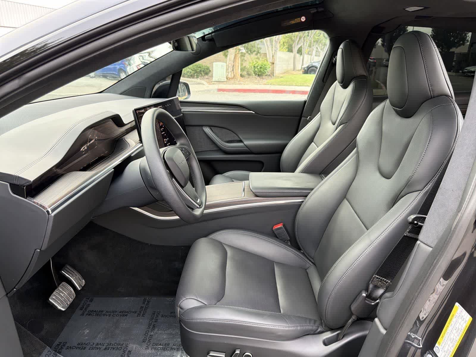 Thumbnail: 2025 Tesla Model X - 25