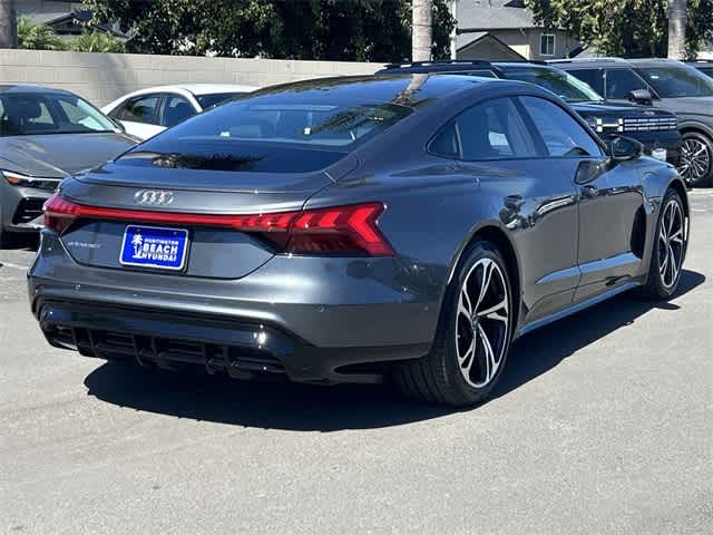 Thumbnail: 2022 Audi e-tron GT - 5