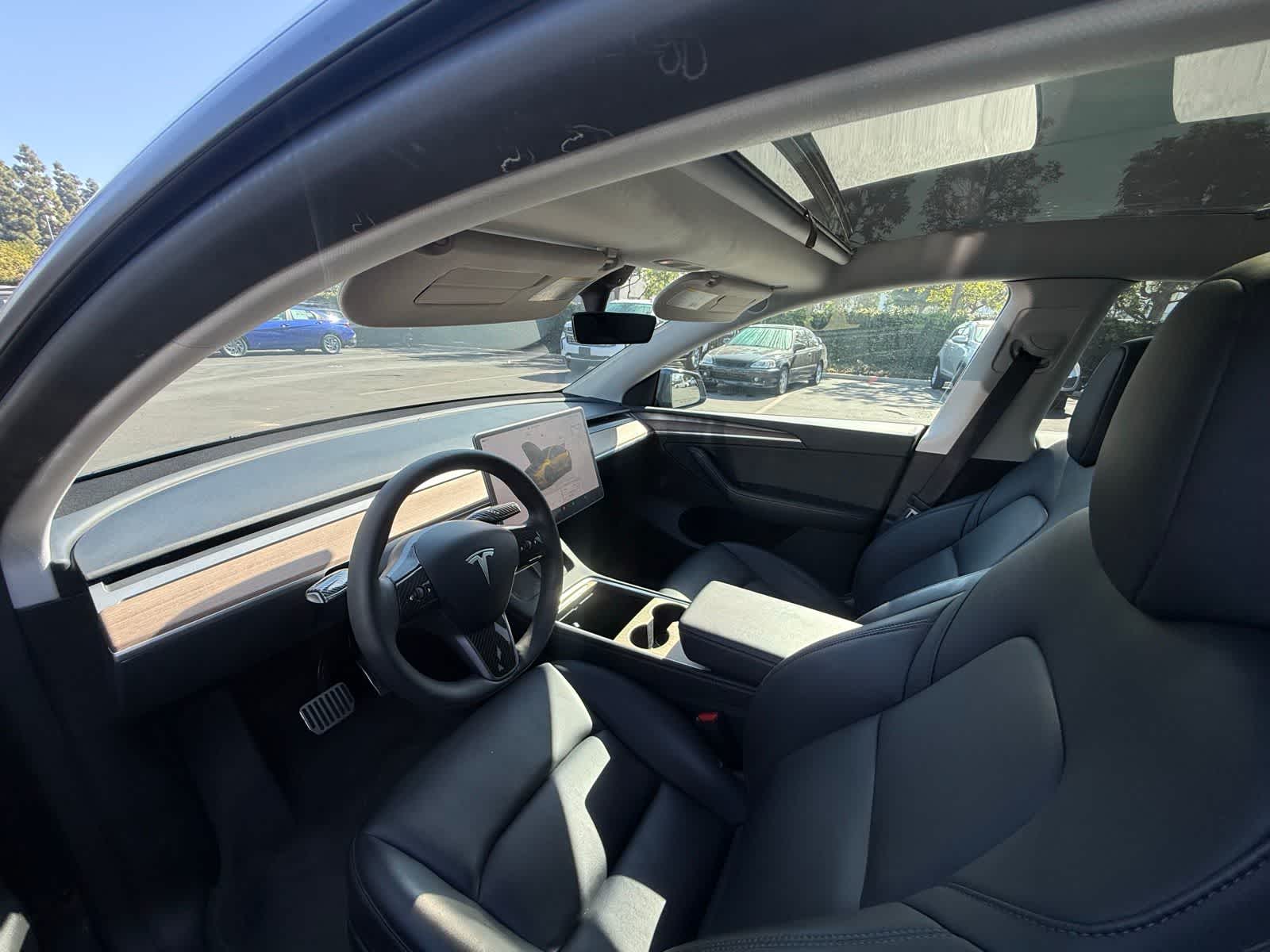 Thumbnail: 2023 Tesla Model Y - 6