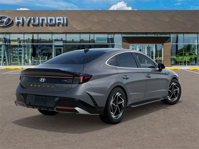 Thumbnail: 2025 Hyundai Sonata - 4