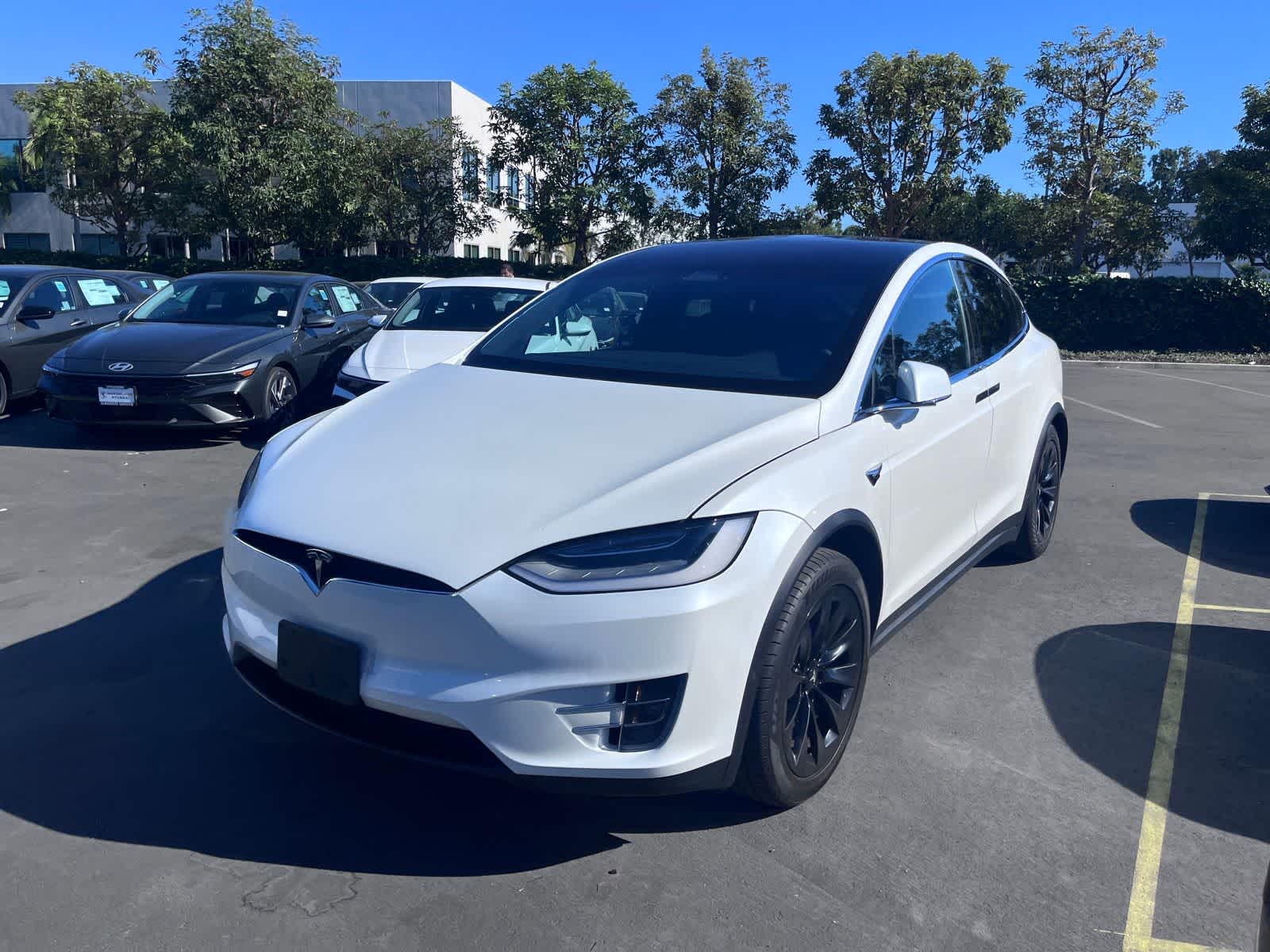Thumbnail: 2020 Tesla Model X - 1